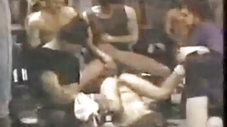 Brineta drolja Julie White popuši crnom kurac i rasteže svoj šupak jebeni doggystyle
